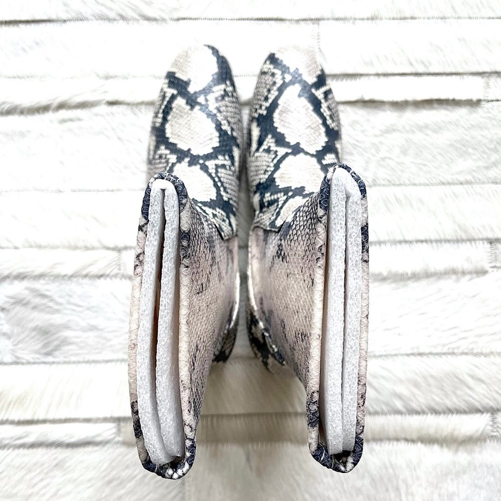 HP🎉 NWT Stuart Weitzman Ernestine Python Print L… - image 8